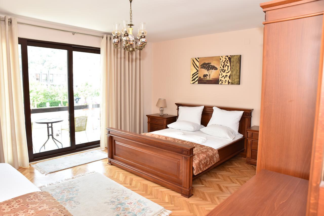 Guest House Evropa Ulcinj Exteriör bild