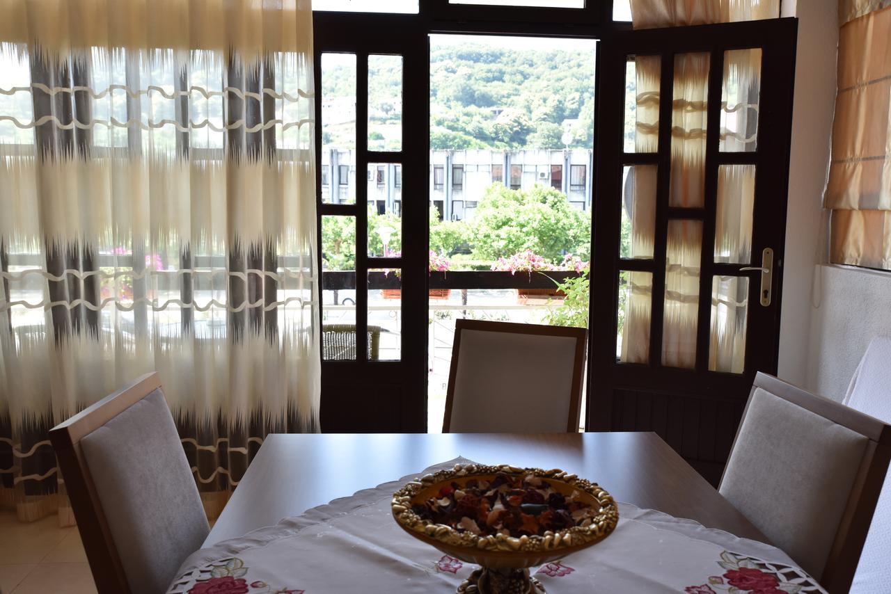 Guest House Evropa Ulcinj Exteriör bild