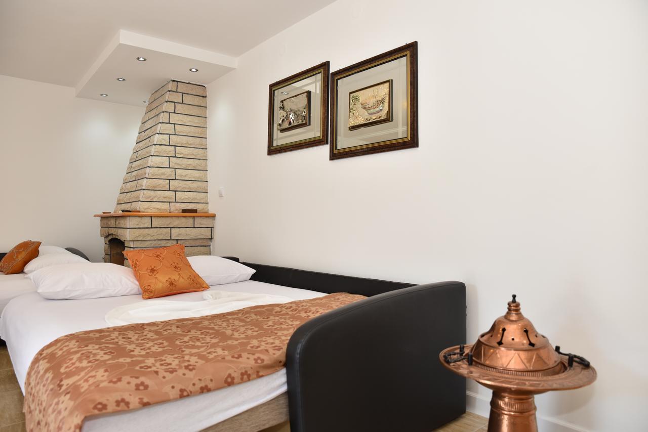 Guest House Evropa Ulcinj Exteriör bild