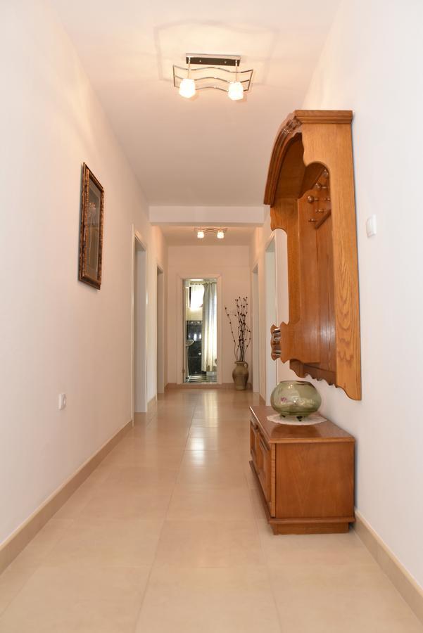 Guest House Evropa Ulcinj Exteriör bild