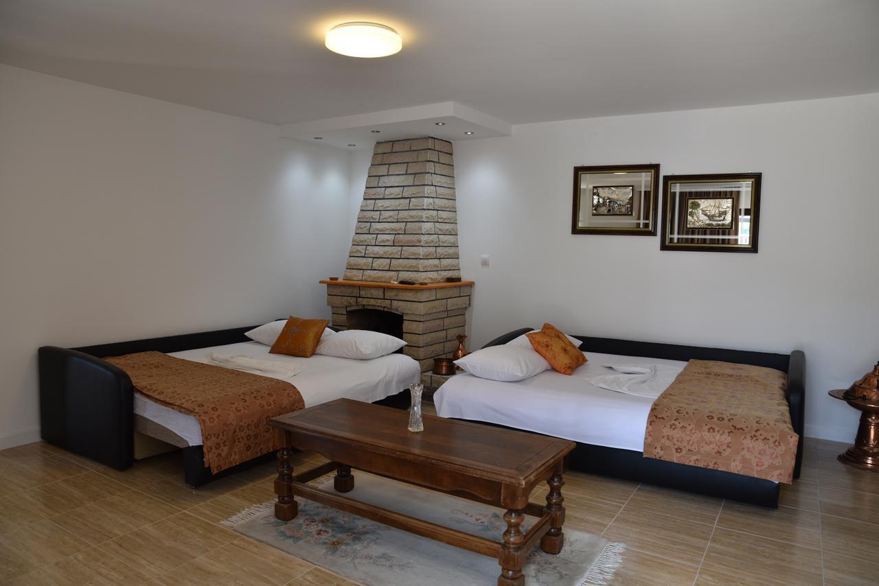 Guest House Evropa Ulcinj Exteriör bild